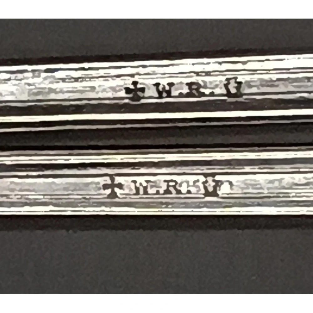 Amherst (Silverplate, 1938) by‎ Oneida Silver - 2 pieces